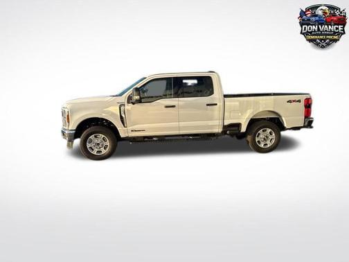 Oxford White 2026 Ford F-250 XLT