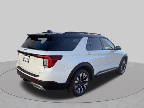 Star White Metallic Tri-Coat 2026 Ford Explorer Platinum