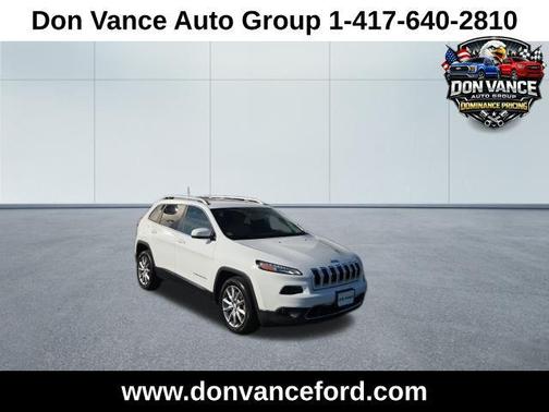 Bright White Clearcoat 2018 Jeep Cherokee Limited