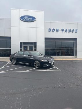 2018 Lincoln Continental Select