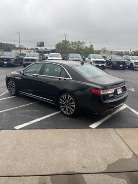 2018 Lincoln Continental Select