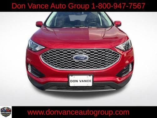 Rapid Red Metallic Tinted Clearcoat 2023 Ford Edge SEL