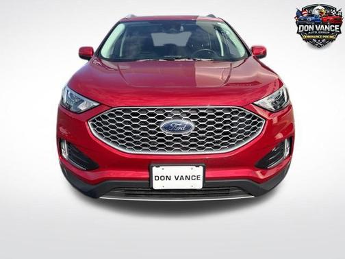 Rapid Red Metallic Tinted Clearcoat 2023 Ford Edge SEL