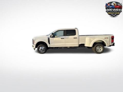 Oxford White 2026 Ford F-350 XL