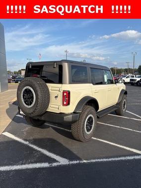 2025 Ford Bronco Outer Banks