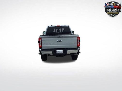 Avalanche 2026 Ford F-250 Lariat