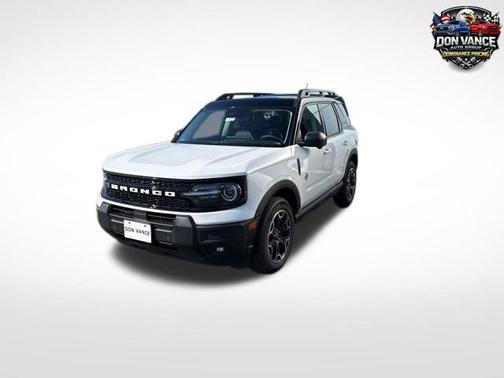 Oxford White 2025 Ford Bronco Sport Outer Banks