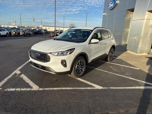 2026 Ford Escape PHEV SE