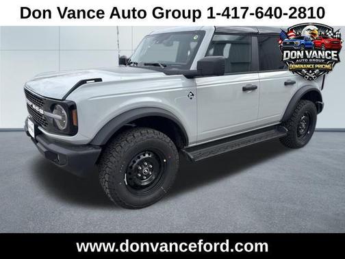 Avalanche Gray 2026 Ford Bronco Outer Banks