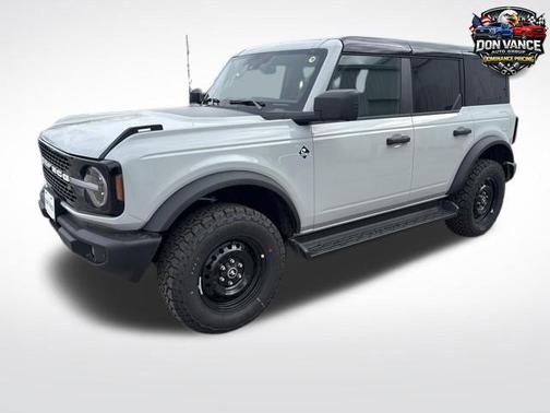 Avalanche Gray 2026 Ford Bronco Outer Banks