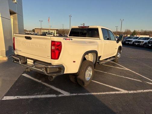 2025 Chevrolet Silverado 3500 LT