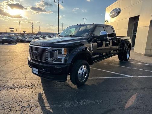2022 Ford F-450 Platinum
