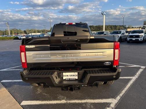2022 Ford F-450 Platinum