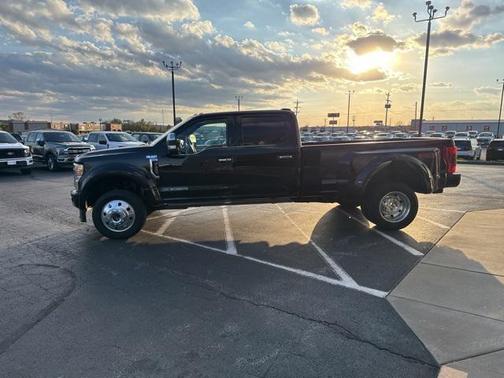 2022 Ford F-450 Platinum