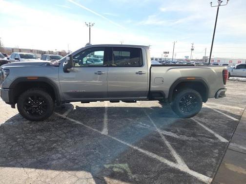 2025 GMC Sierra 2500 AT4