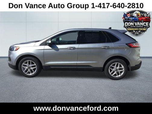 Iconic Silver Metallic 2024 Ford Edge SEL