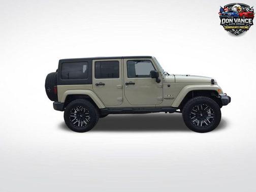 Gobi Clearcoat 2017 Jeep Wrangler Unlimited Sahara