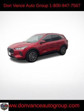 Rapid Red Metallic Tinted Clearcoat 2023 Ford Escape PHEV SE