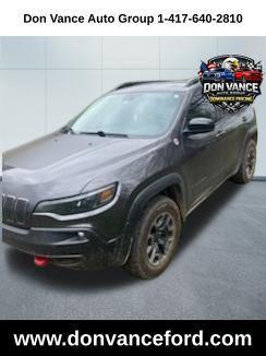Granite Crystal Metallic Clearcoat 2022 Jeep Cherokee Trailhawk