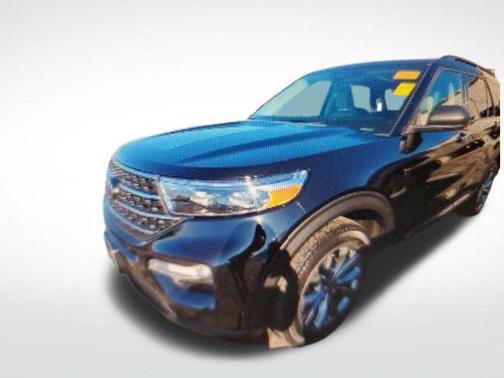 Agate Black Metallic 2022 Ford Explorer XLT