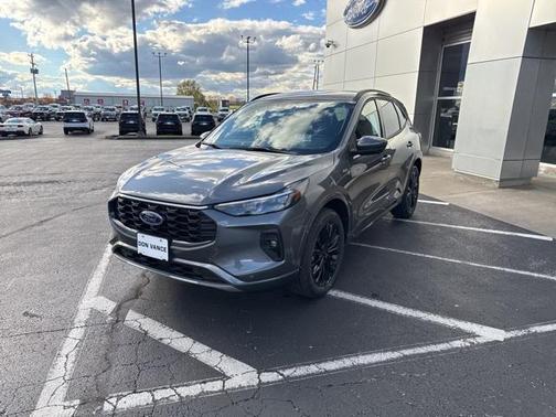 2026 Ford Escape ST-Line Elite