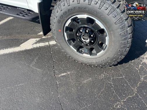 Oxford White 2026 Ford F-250 XLT