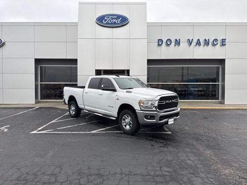 2022 RAM 2500 Big Horn Crew Cab 4x4 6'4' Box