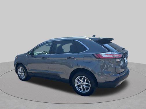 Carbonized Gray Metallic 2024 Ford Edge SEL