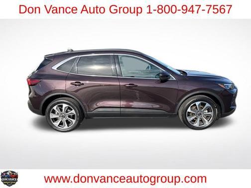 Cinnabar Red Metallic Premium Colorant 2023 Ford Escape Platinum