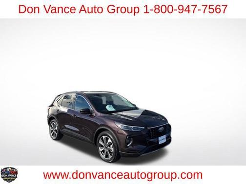 Cinnabar Red Metallic Premium Colorant 2023 Ford Escape Platinum