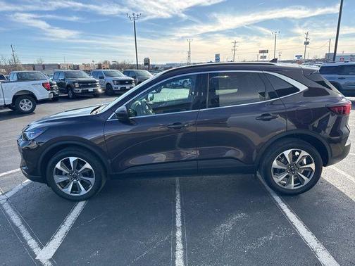 2023 Ford Escape Platinum