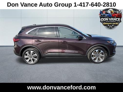 Cinnabar Red Metallic Premium Colorant 2023 Ford Escape Platinum