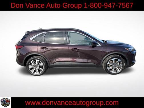 Cinnabar Red Metallic Premium Colorant 2023 Ford Escape Platinum