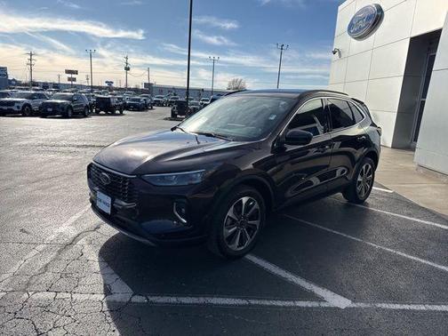2023 Ford Escape Platinum