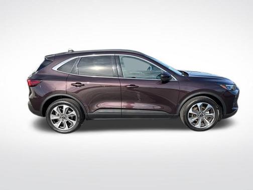 Cinnabar Red Metallic Premium Colorant 2023 Ford Escape Platinum