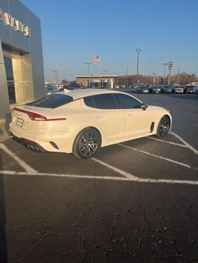 2023 Kia Stinger GT-Line