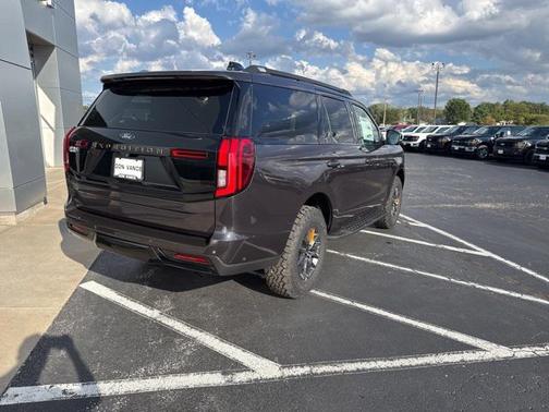 2025 Ford Expedition Tremor