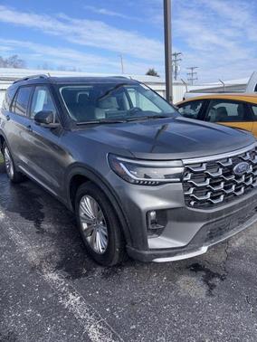 2025 Ford Explorer Platinum