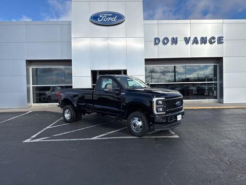 Agate Black Metallic 2026 Ford F-350 XL Truck