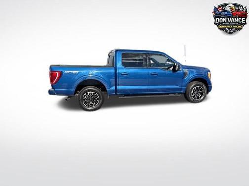 Blue Metallic 2022 Ford F-150 XLT