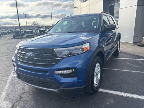 2023 Ford Explorer XLT