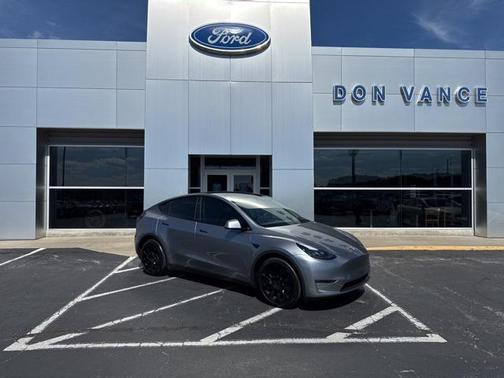 2024 Tesla Model Y Long Range Dual Motor All-Wheel Drive