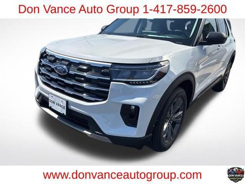 Star White Metallic Tri-Coat 2026 Ford Explorer Active