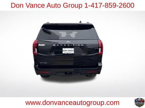 Black Metallic 2025 Ford Expedition Active