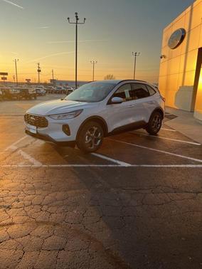 2026 Ford Escape ST-Line Select