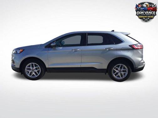 Iconic Silver Metallic 2024 Ford Edge SEL