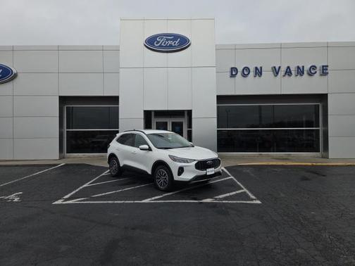 2026 Ford Escape PHEV SE