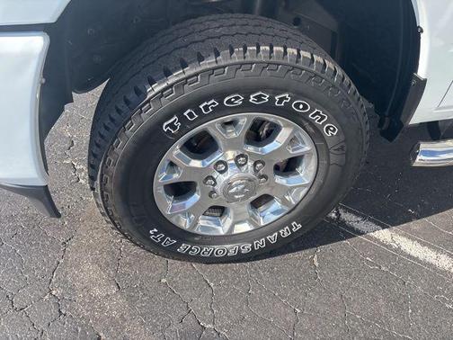 2024 RAM 2500 Laramie Crew Cab 4x4 6'4' Box