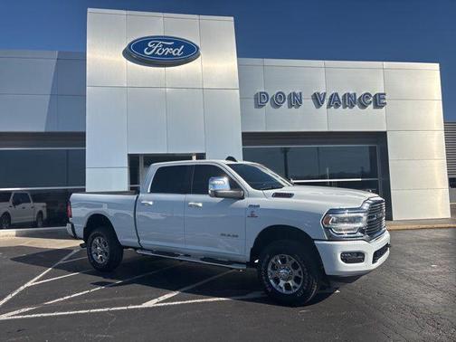 2024 RAM 2500 Laramie Crew Cab 4x4 6'4' Box