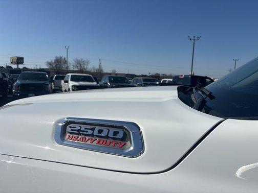 2024 RAM 2500 Laramie Crew Cab 4x4 6'4' Box